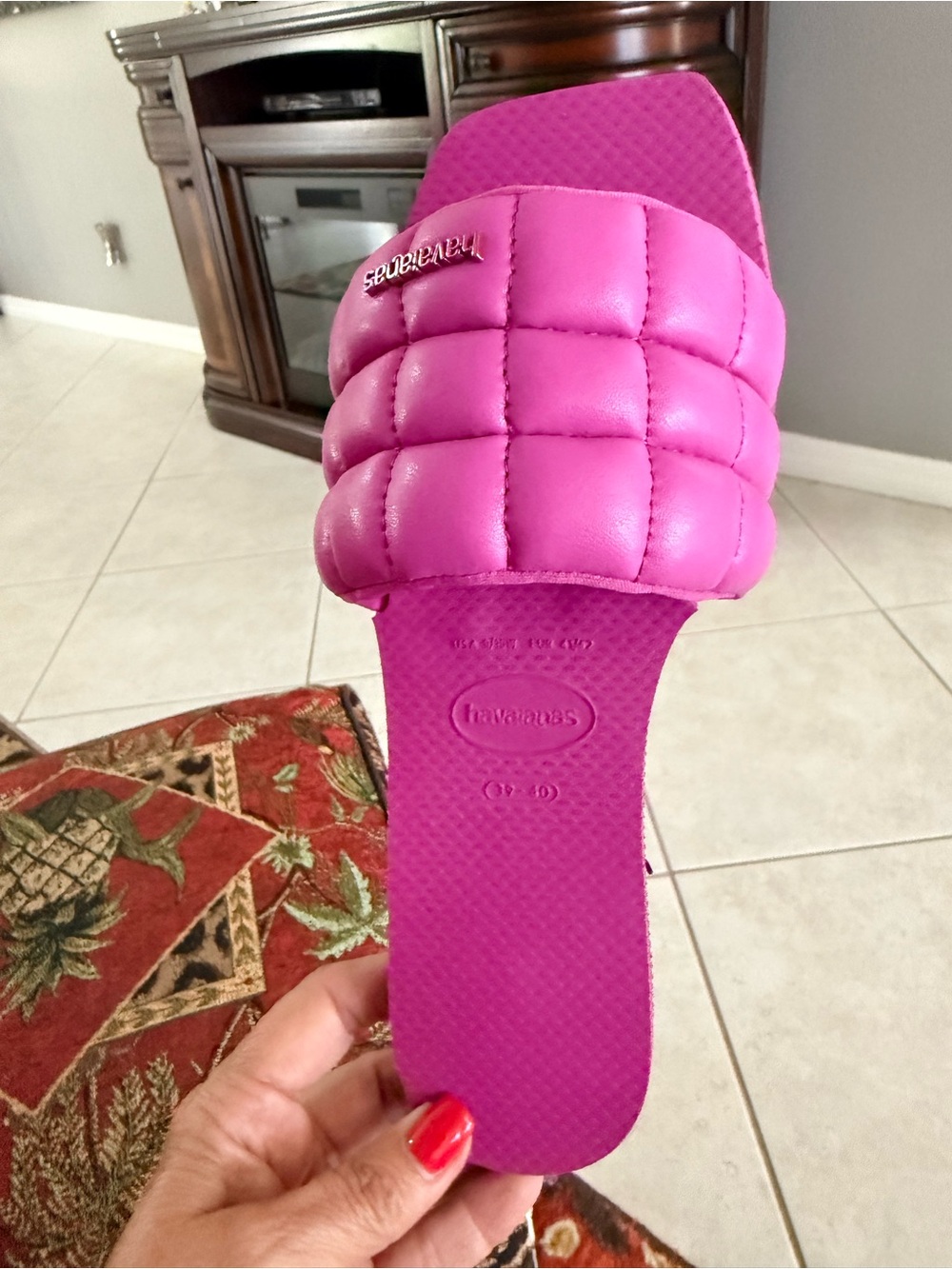 Havianas Rosa Gum Fushia in size 9 NEW